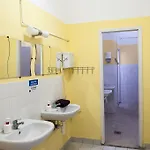 بيت شباب Westend *